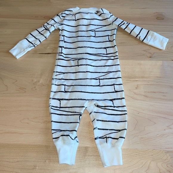 Hanna Andersson Halloween Pajamas In Mummy Print 3-6 months 🎃 Glow in the Dark - Picture 4 of 4